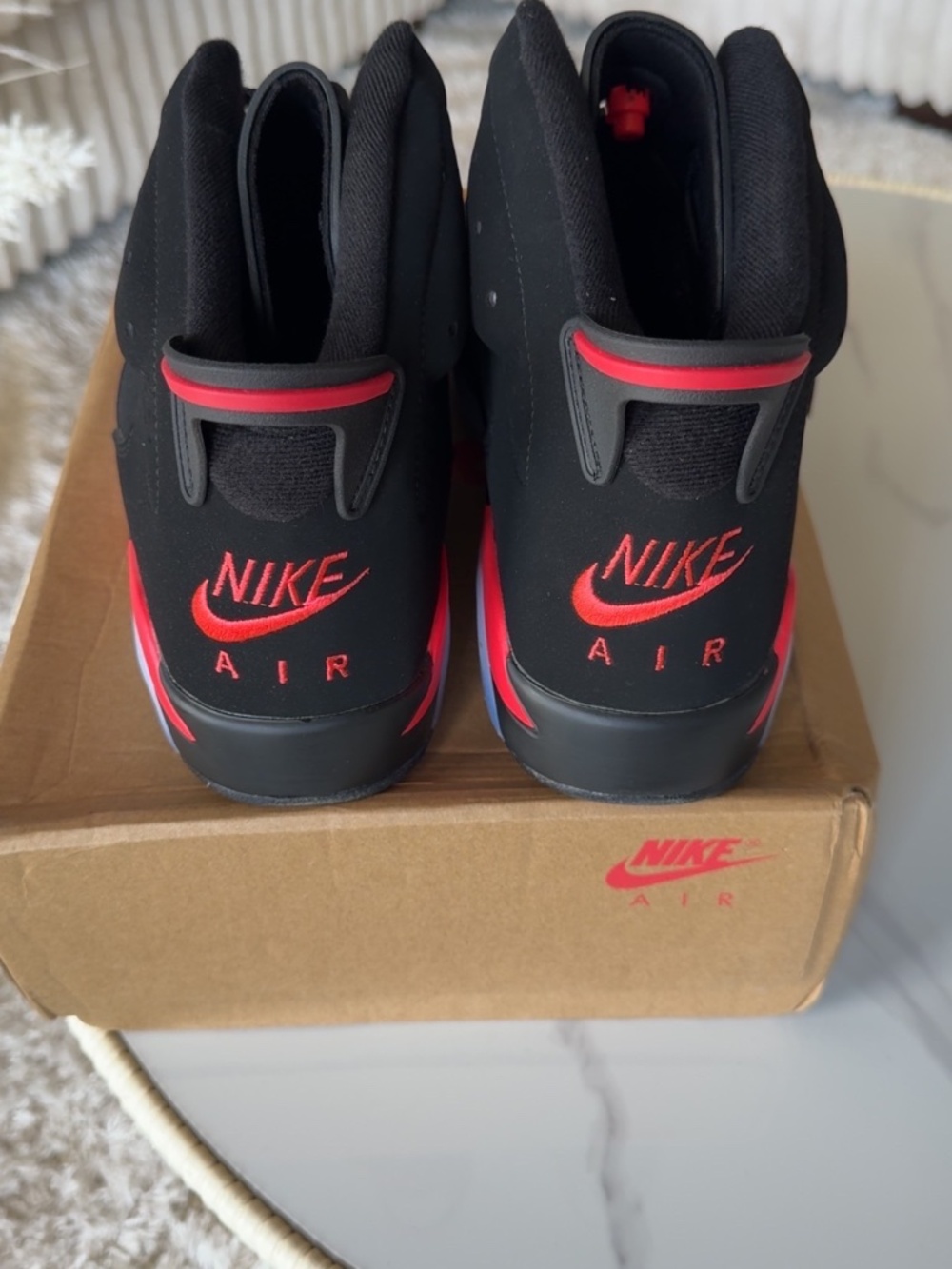 Jordan Retro 6 Reverse Infrared - Picture 4 of 4